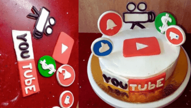 Social media theme cake